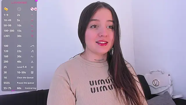 Snapshot of Sabrina_Lennox chatting on 5, 6, 2026 Sabrina Lennox online show from 5, 6, 2026