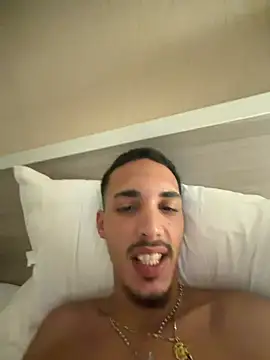 Snapshot of ciokoleit chatting on 9, 8, 2026 ciokoleit online show from 9, 8, 2026