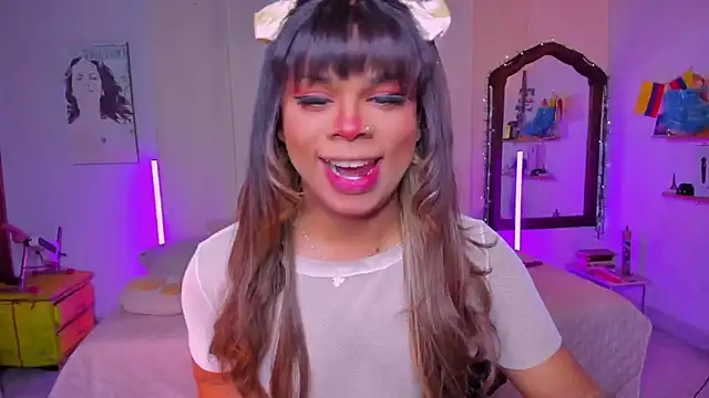 CuteRomi online show from 24, 10, 2025