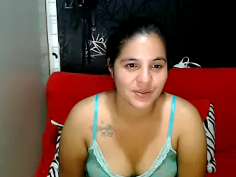 Snapshot of love_and_Lust chatting on 14, 1, 2025 love and Lust online show from 14, 1, 2025