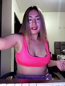Snapshot of xLadyScarlettx chatting on 7, 12, 2024 xLadyScarlettx online show from 7, 12, 2024