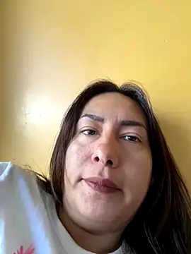 Snapshot of xLadyScarlettx chatting on 5, 10, 2025 xLadyScarlettx online show from 5, 10, 2025