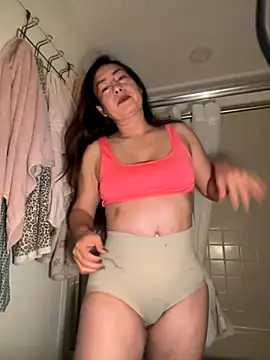 xLadyScarlettx online show from 28, 11, 2025