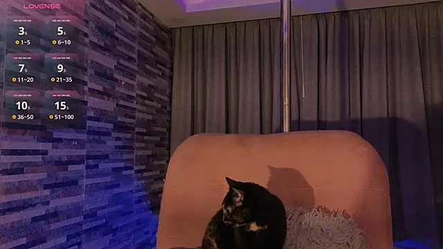 Snapshot of Hairyandsexysalma chatting on 13, 12, 2024 Hairyandsexysalma online show from 13, 12, 2024