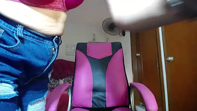 danielle rose 1 online show from 3, 1, 2025