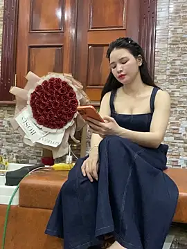 LiLi-Kirix99 online show from 19, 5, 2026