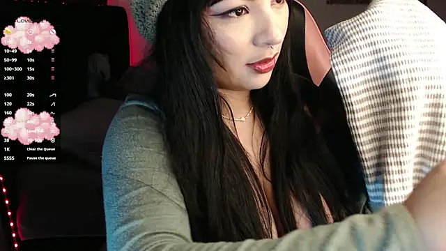 Snapshot of Theprojectsaraa chatting on 14, 11, 2025 Theprojectsaraa online show from 14, 11, 2025