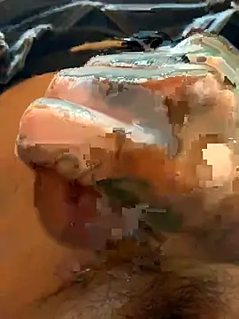 Snapshot of NutP619 chatting on 5, 1, 2026 NutP619 online show from 5, 1, 2026