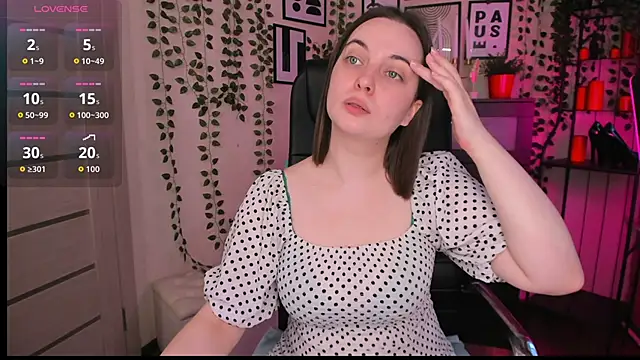 Snapshot of Astarte_Aste chatting on 7, 6, 2026 Astarte Aste online show from 7, 6, 2026