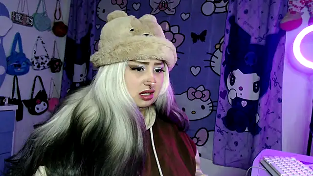 lussyevans24 online show from 4, 2, 2026