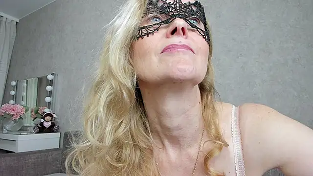 Snapshot of angelica_marquise chatting on 12, 3, 2025 angelica marquise online show from 12, 3, 2025
