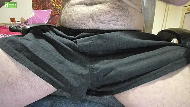 Papi Loveclits online show from 3, 6, 2026