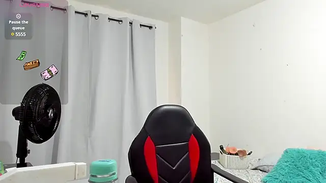 Sanddi milff online show from 2, 2, 2025