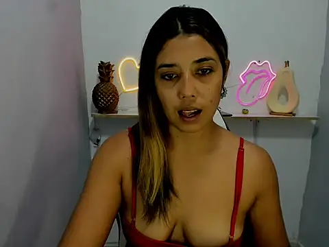Snapshot of Dona_Tela chatting on 1, 4, 2026 Dona Tela online show from 1, 4, 2026