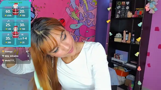 Snapshot of kittyzenn chatting on 23, 12, 2024 kittyzenn online show from 23, 12, 2024