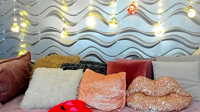 StormiRusso online show from 31, 12, 2024