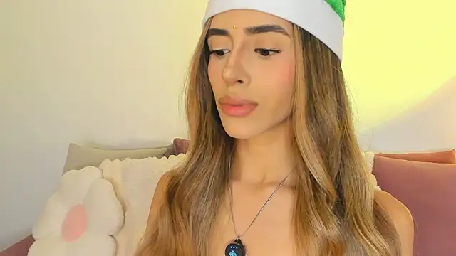 StormiRusso online show from 23, 12, 2025