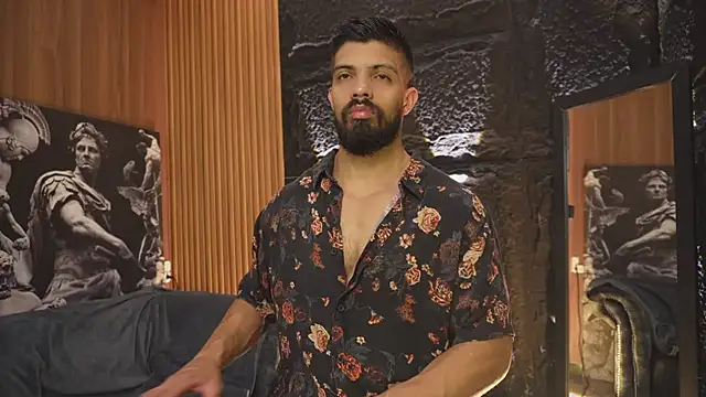 DannSaenz online show from 10, 10, 2025