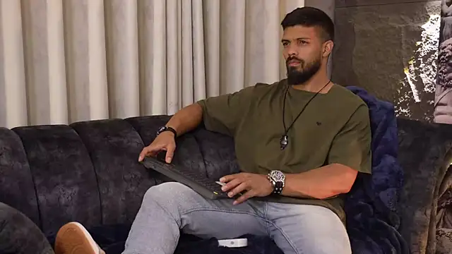 DannSaenz online show from 15, 11, 2025