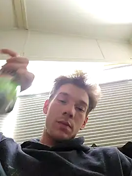 Snapshot of Greekgo123 chatting on 10, 3, 2025 Greekgo123 online show from 10, 3, 2025