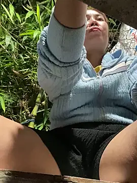 Linaannn online show from 22, 3, 2025