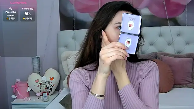 VioletUmi online show from 27, 2, 2025