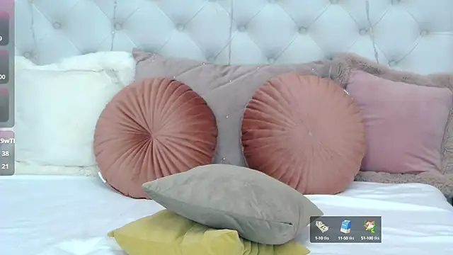 VioletUmi online show from 28, 2, 2025