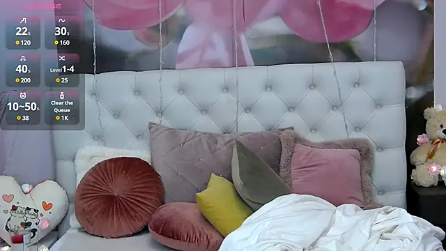 VioletUmi online show from 1, 3, 2025