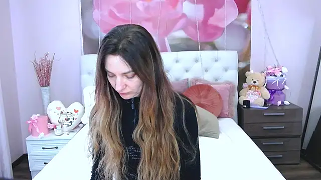 VioletUmi online show from 23, 3, 2025