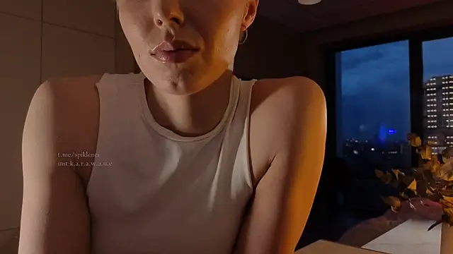 Snapshot of spiklencii chatting on 17, 5, 2026 spiklencii online show from 17, 5, 2026