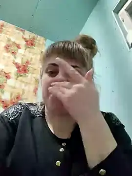 Snapshot of CoddessCrystal chatting on 2, 2, 2025 CoddessCrystal online show from 2, 2, 2025