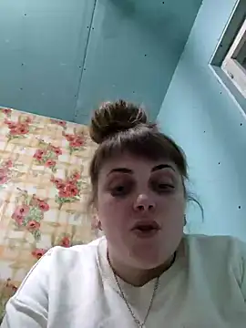 Snapshot of CoddessCrystal chatting on 5, 2, 2025 CoddessCrystal online show from 5, 2, 2025