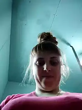 Snapshot of CoddessCrystal chatting on 10, 3, 2025 CoddessCrystal online show from 10, 3, 2025