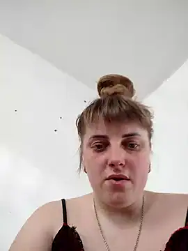 Snapshot of CoddessCrystal chatting on 22, 3, 2025 CoddessCrystal online show from 22, 3, 2025