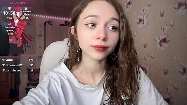 Snapshot of _SofiaBrown chatting on 2, 2, 2025 SofiaBrown online show from 2, 2, 2025