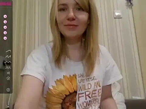 Snapshot of urbadkitty chatting on 7, 12, 2024 urbadkitty online show from 7, 12, 2024