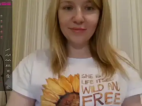 Snapshot of urbadkitty chatting on 14, 12, 2024 urbadkitty online show from 14, 12, 2024