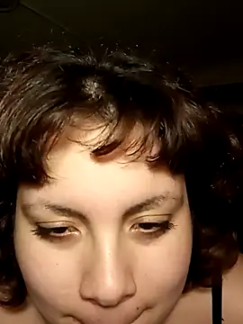 Snapshot of tiredcamgirI chatting on 8, 10, 2025 tiredcamgirI online show from 8, 10, 2025