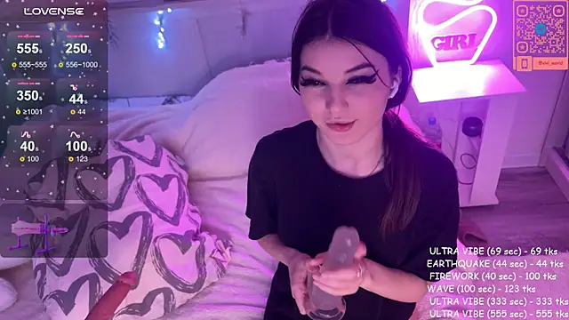 Veronica leal online show from 8, 12, 2024