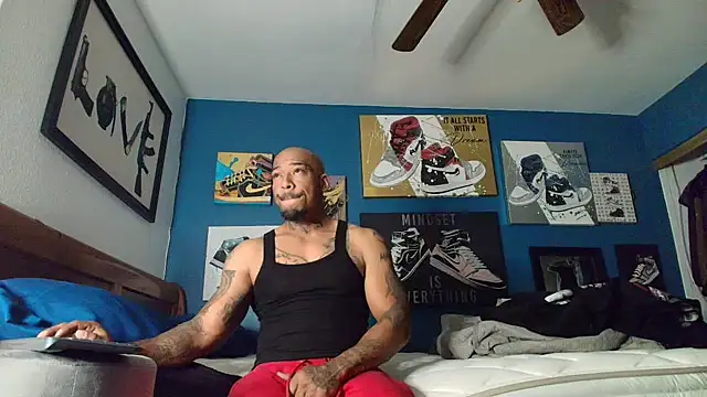 Snapshot of athephenomenal1 chatting on 19, 11, 2025 athephenomenal1 online show from 19, 11, 2025