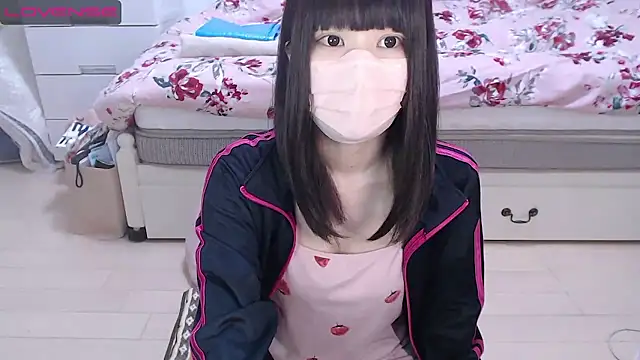 Snapshot of AMI___oO chatting on 11, 9, 2025 AMI oO online show from 11, 9, 2025