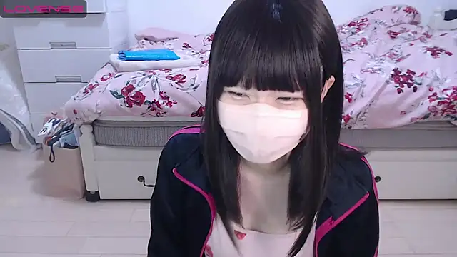 Snapshot of AMI___oO chatting on 13, 9, 2025 AMI oO online show from 13, 9, 2025