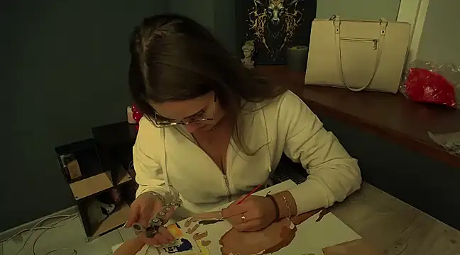 luxie milady online show from 13, 12, 2024