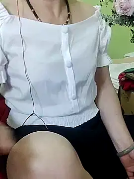 Snapshot of Hangem111 chatting on 8, 3, 2026 Hangem111 online show from 8, 3, 2026