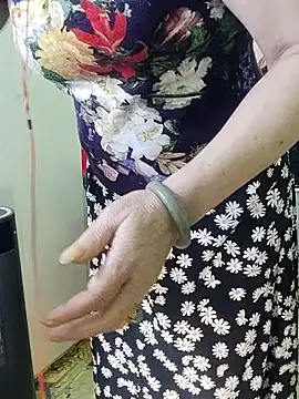 Snapshot of Hangem111 chatting on 9, 3, 2026 Hangem111 online show from 9, 3, 2026