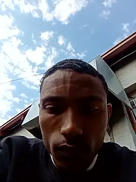 Snapshot of slimmydaddy69 chatting on 24, 5, 2026 slimmydaddy69 online show from 24, 5, 2026