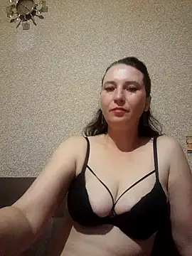 Snapshot of MriaLove31 chatting on 2, 10, 2025 MriaLove31 online show from 2, 10, 2025