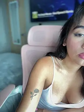 veronicaapink online show from 22, 2, 2025