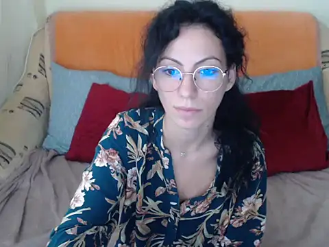 Emmatoo online show from 3, 11, 2025