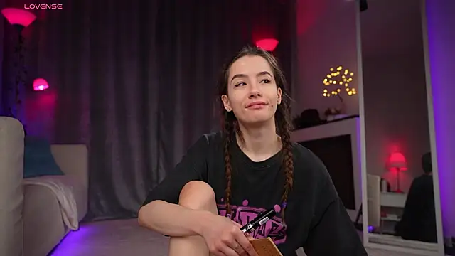 Snapshot of Amely_Young chatting on 21, 2, 2026 Amely Young online show from 21, 2, 2026